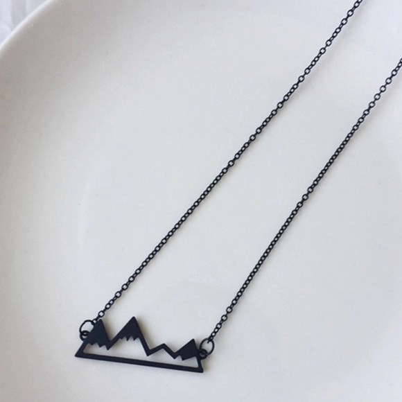 Jewelry - Snowy Mountain Range Necklace (U26)